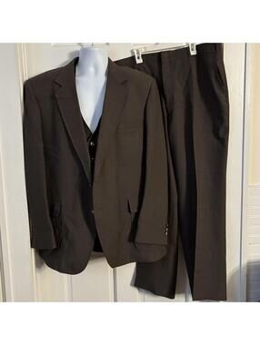Men's 3 Piece Brown Suit - Sears Perma Prest - 31L Jacket / 40x30 Pants